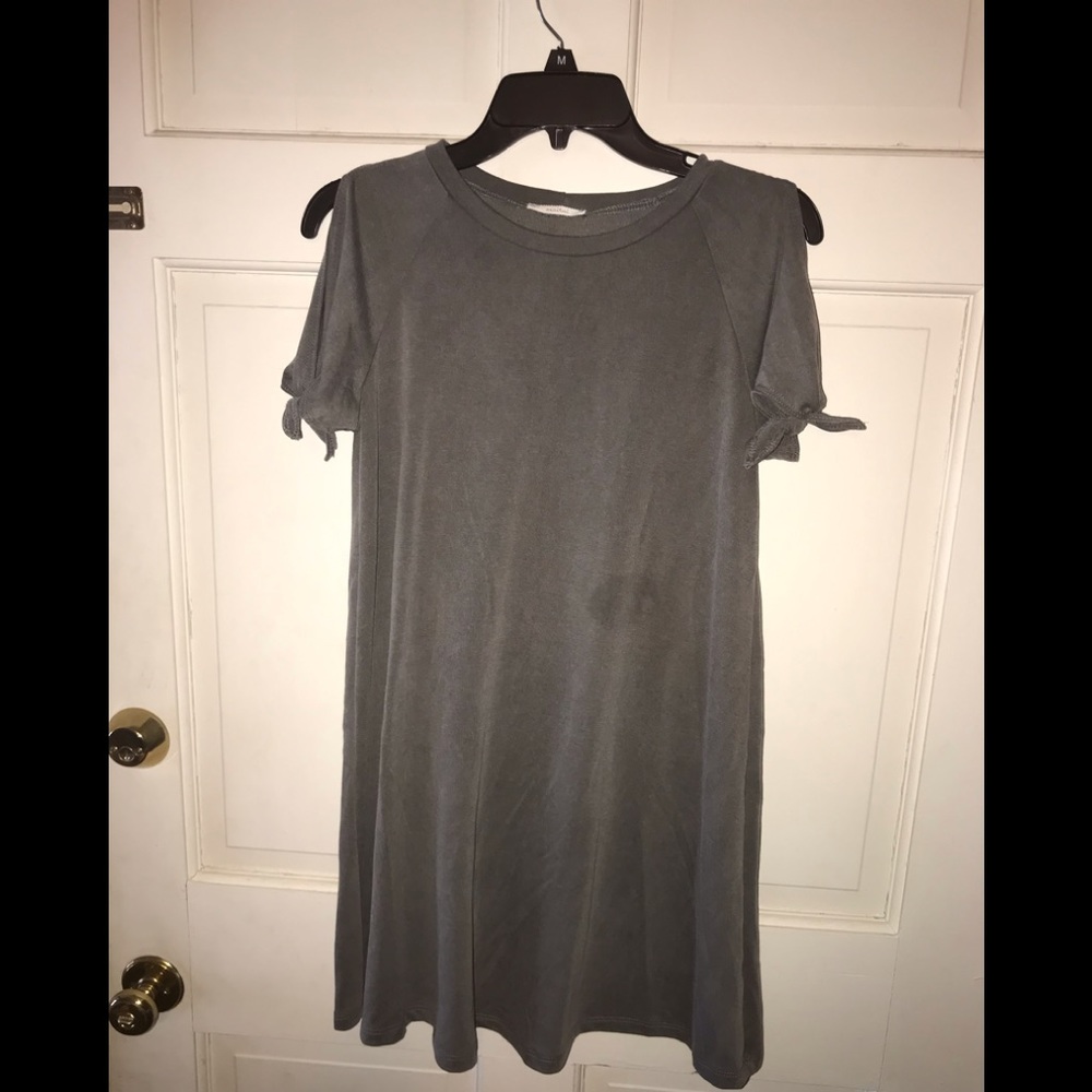 Grey dress